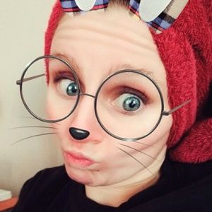 Meet your Posher, Christina